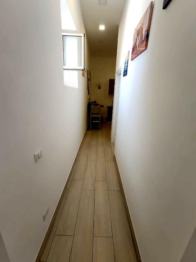 Domus San Biagio 14 Bed and Breakfast Napels Buitenkant foto